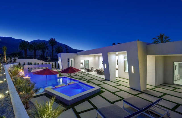 72751 Tamarisk Street Gallery 4