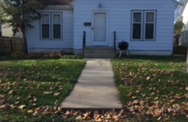 5416 32nd Ave S - 5416 32nd Avenue South, Minneapolis, MN 55417