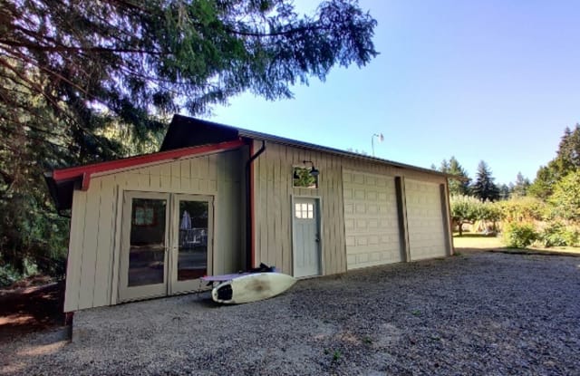 2734 Gull Harbor Rd NW - 2734 Gull Harbor Road Northeast, Thurston County, WA 98506