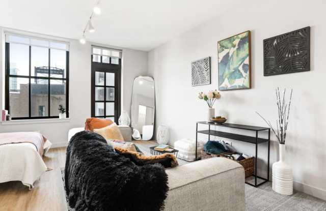 328 South Wells St. photos photos