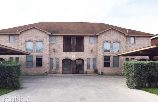 1303 W Kiwi Ave - 1303 West Kiwi Avenue, Pharr, TX 78577