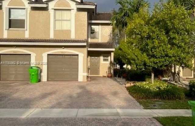 5447 NW 90th Ter - 5447 Northwest 90th Terrace, Sunrise, FL 33351 5447 NW 90th Ter - 5447 Northwest 90th Terrace, Sunrise, FL 33351