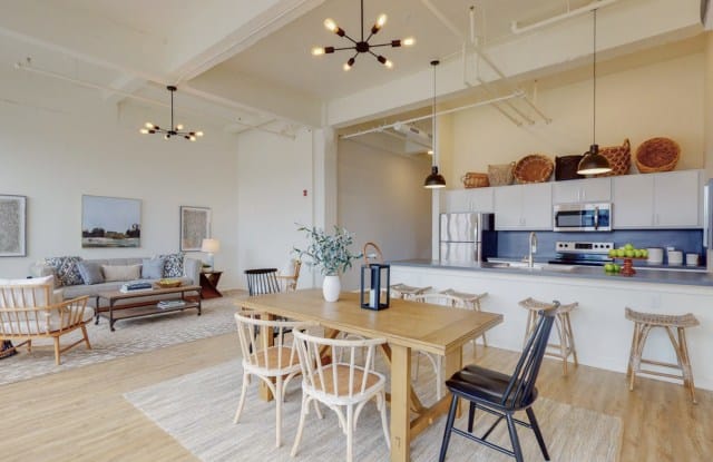 132 N Broadway Unit A12 photos photos