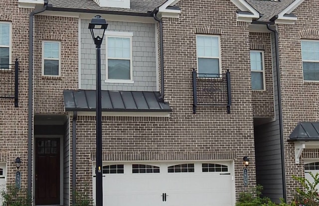 1454 Edgebrook Ct NE - 1454 Edgebrook Ct NE, North Druid Hills, GA 30329