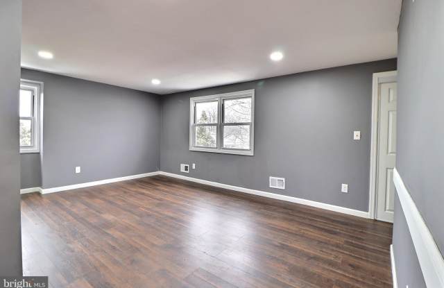 45 SMITH AVENUE Gallery 4
