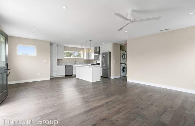 328 Cabrillo #B Gallery 2