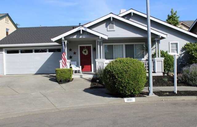 Darling 3/2 Single Level Home in Eeat Petaluma - 1801 Foxboro Street photos photos