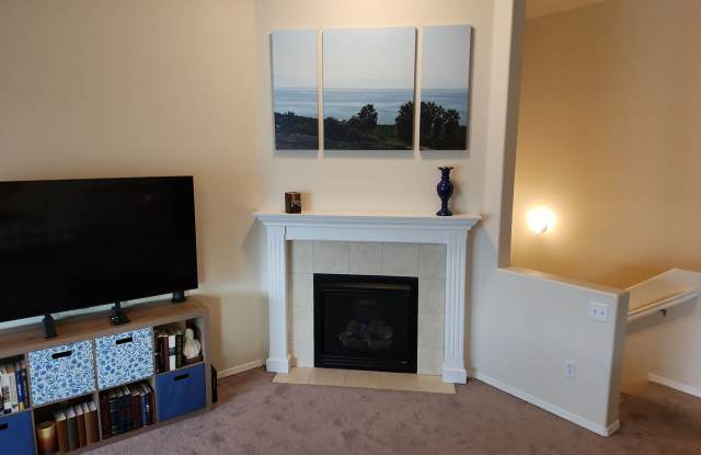 5595 Saphire Loop -Close to JBER- - 5595 Sapphire Loop, Anchorage, AK 99504