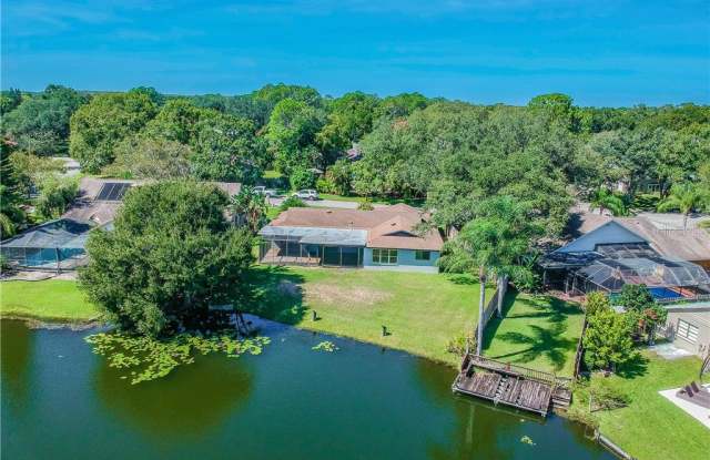 11717 ROLLING OAKS LANE Gallery 3