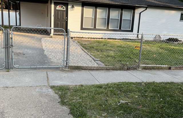 156 North Governors Boulevard photos photos