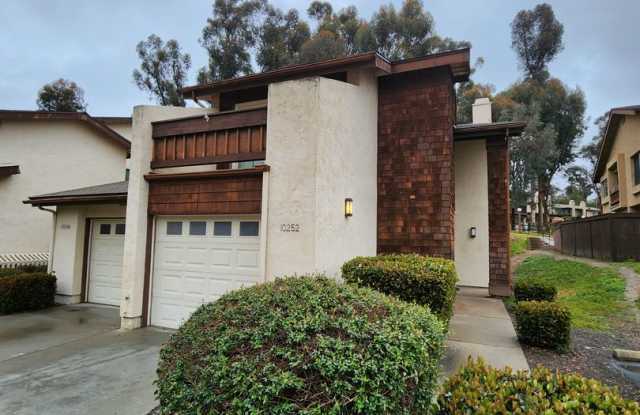 Beautiful 3 Bedroom Townhouse in Timberlane - 10252 Caminito Surabaya, San Diego, CA 92131