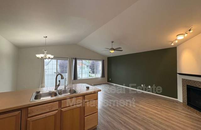 5651 Sapphire Loop Gallery 4