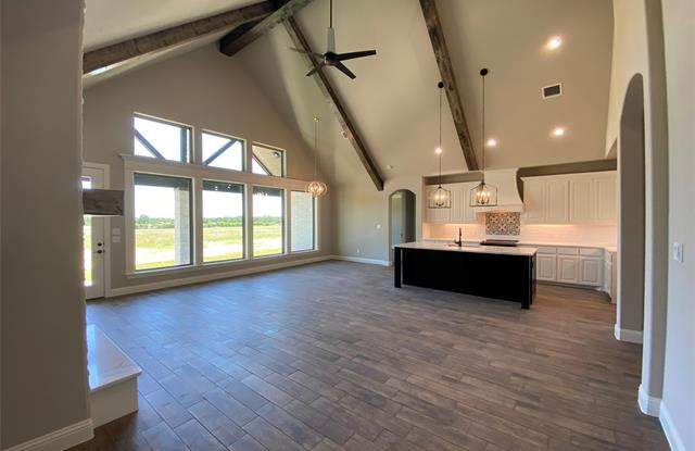 592 Lydia Lane - 592 Lydia Lane, Thrall, TX 76578