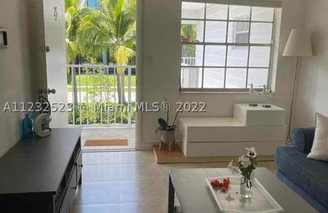 100 Sunrise Dr Gallery 3