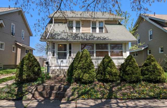 Large, spacious home for rent! photos photos