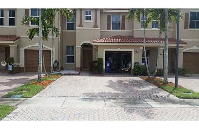 122 Riverwalk Cir - 122 Riverwalk Circle, Sunrise, FL 33326