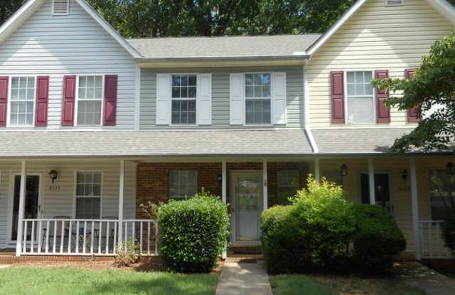 8137 Circle Tree Lane - 8137 Circle Tree Lane, Charlotte, NC 28277