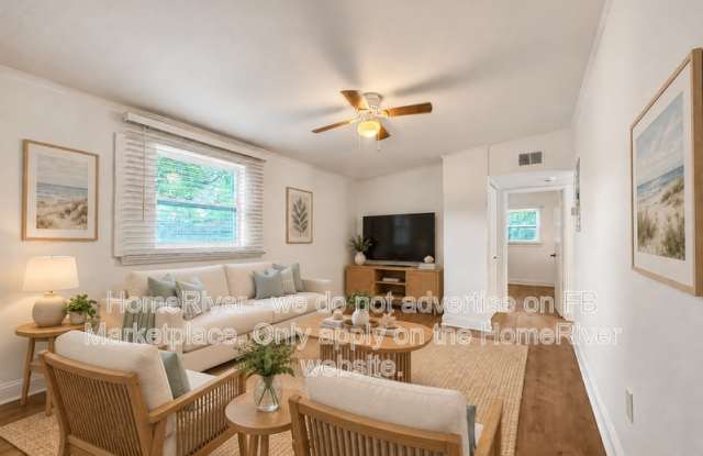 1942 Brookview Dr S Gallery 2