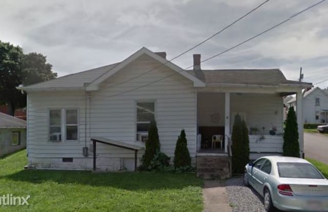400 Pike St B - 400 Pike Street, Barrackville, WV 26554