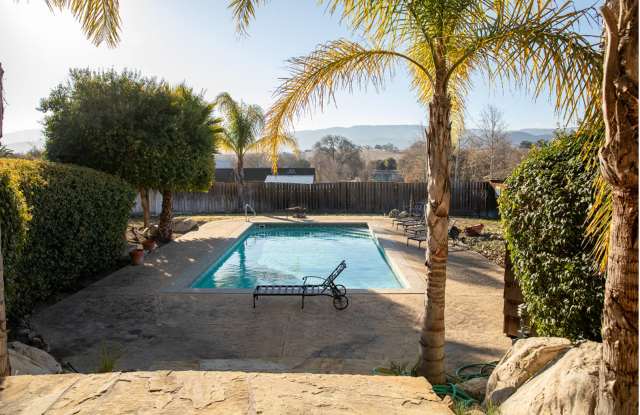Janin Acers - Pool - Pet Friendly - FURNISHED photos photos