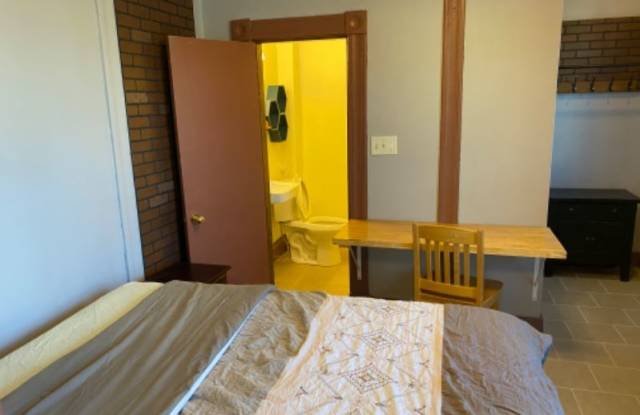 1132 Wayne Ave Apt#3A - 1132 Wayne Avenue, Dayton, OH 45410