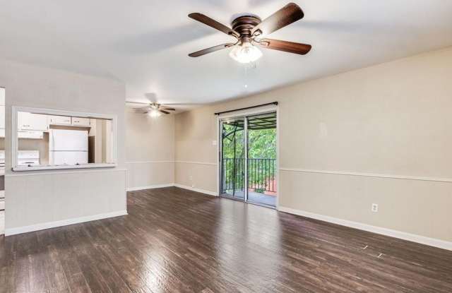 Charming 2 Bed 1 Bath Condo in Lafayette! photos photos