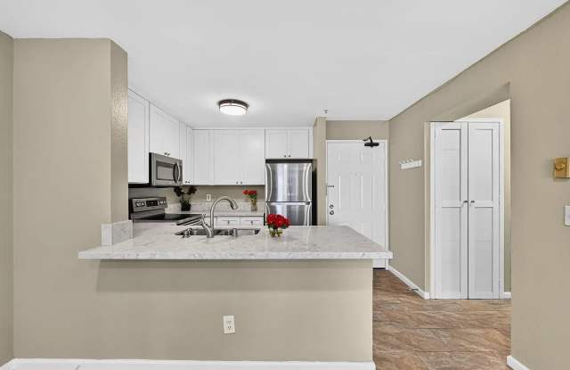 3550 Lebon Dr Unit 6412 Gallery 3