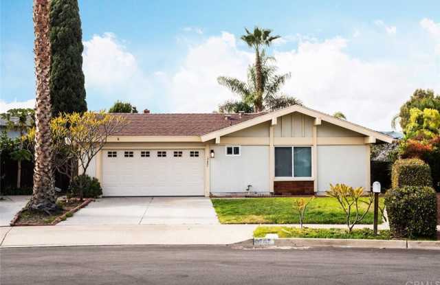 17601 Bard Avenue Gallery 2