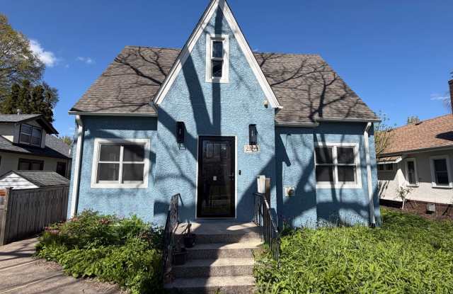 Fully Remodeled Luxury Home with Exceptional Space and Style!! photos photos