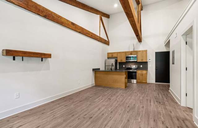 201 Leverington Avenue - 313 photos photos