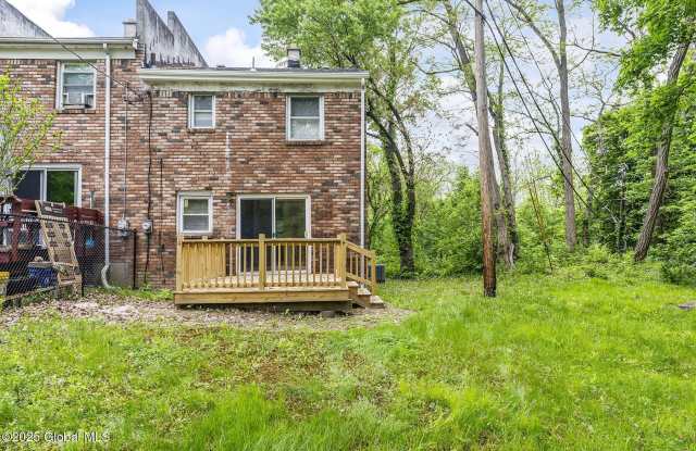 98 Mount Hope Drive Gallery 3