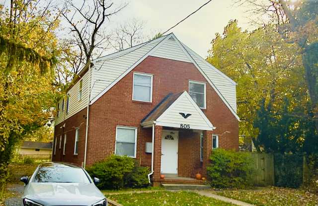 805 Houston Ave photos photos