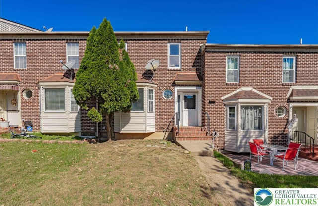 1405 Presidential Drive - 1405 Presidential Drive, Fullerton, PA 18052