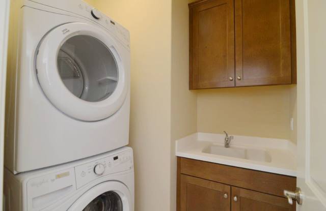 3BD/2.5BA/2Garage Two Story Highly upgraded End Unit Detached Condo Cypress Village Irvine $4800 for rent Gallery 4