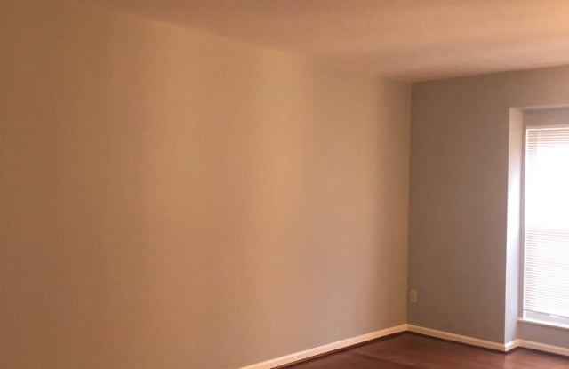 6598 SKYLEMAR TRAIL Gallery 4