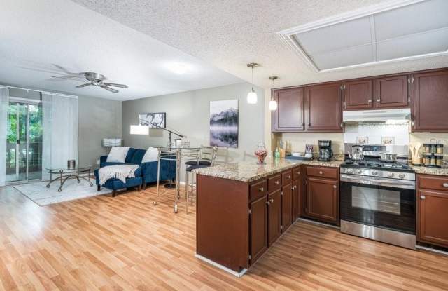 64 Rumson Court SE - 64 Rumson Court, Smyrna, GA 30080