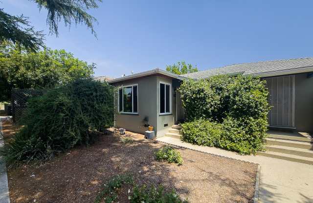 1570 Allen Avenue photos photos