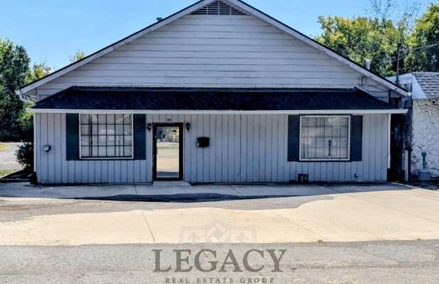 144 Volunteer Drive - 144 Volunteer Drive, Hendersonville, TN 37075