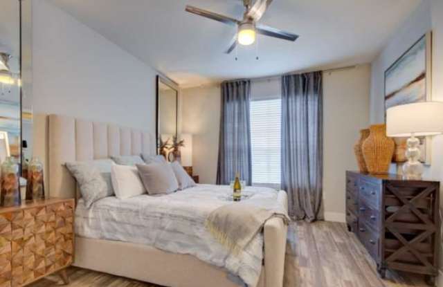 4146 Medical Dr Gallery 4