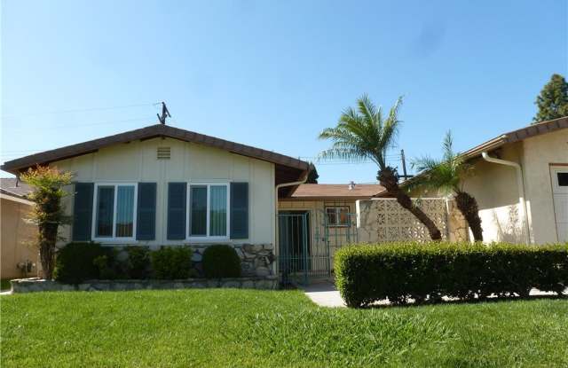 10562 Sennit Avenue Gallery 2