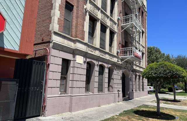 275 S New Hampshire Ave photos photos