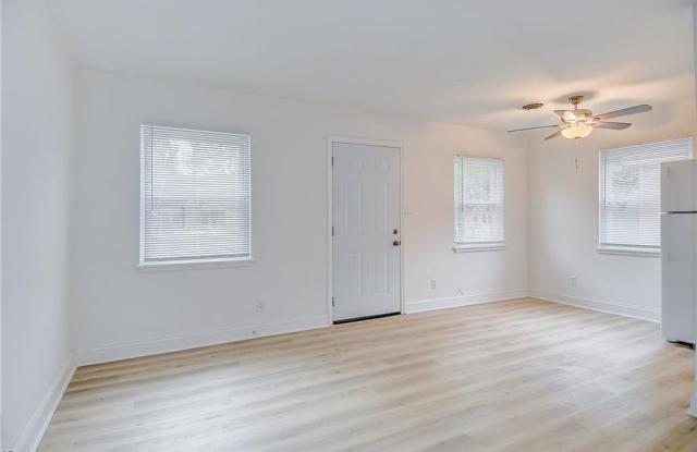 215 Forrest Avenue Gallery 4