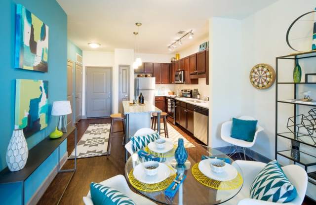 755 North Apartments Gallery 3