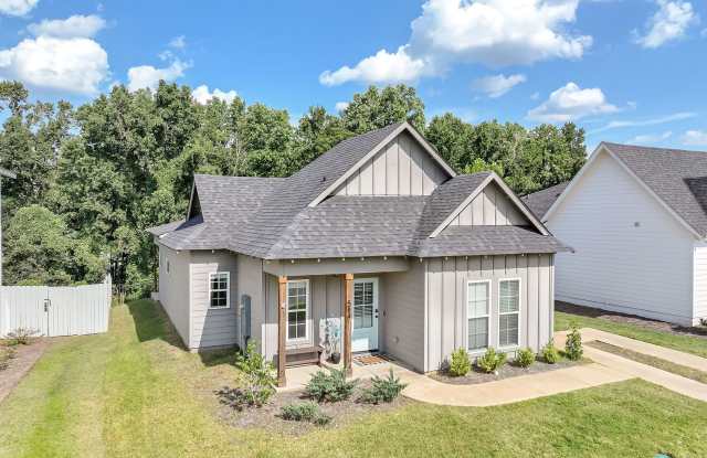 584 Piper Avenue - 3 Bedroom Cottage House in Auburn, AL photos photos