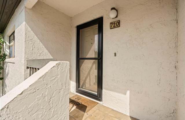 720 KILLARNEY BAY Court Gallery 4