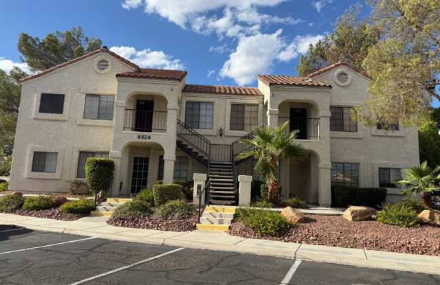 Charming 2-Bedroom Condo in Gated Community Gallery 1