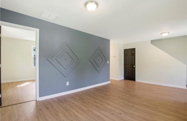 551 Valley Hill Road SE Gallery 4