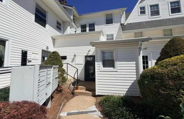 200 Woodport Rd Gallery 1