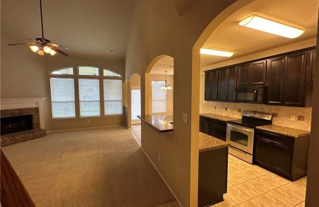 6808 Rosita Oak Drive Gallery 4
