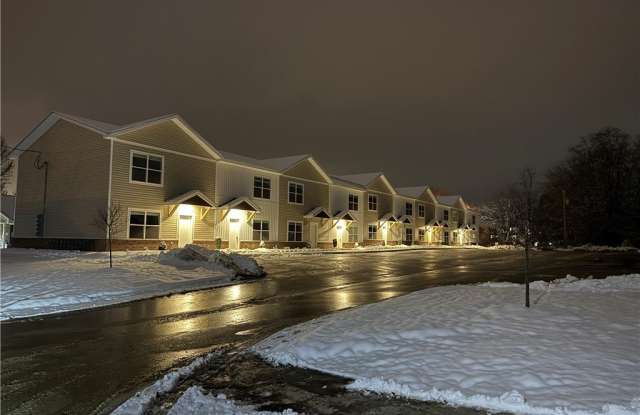 4821 Cornell Street - 4821 Cornell Street, Northridge, OH 45503